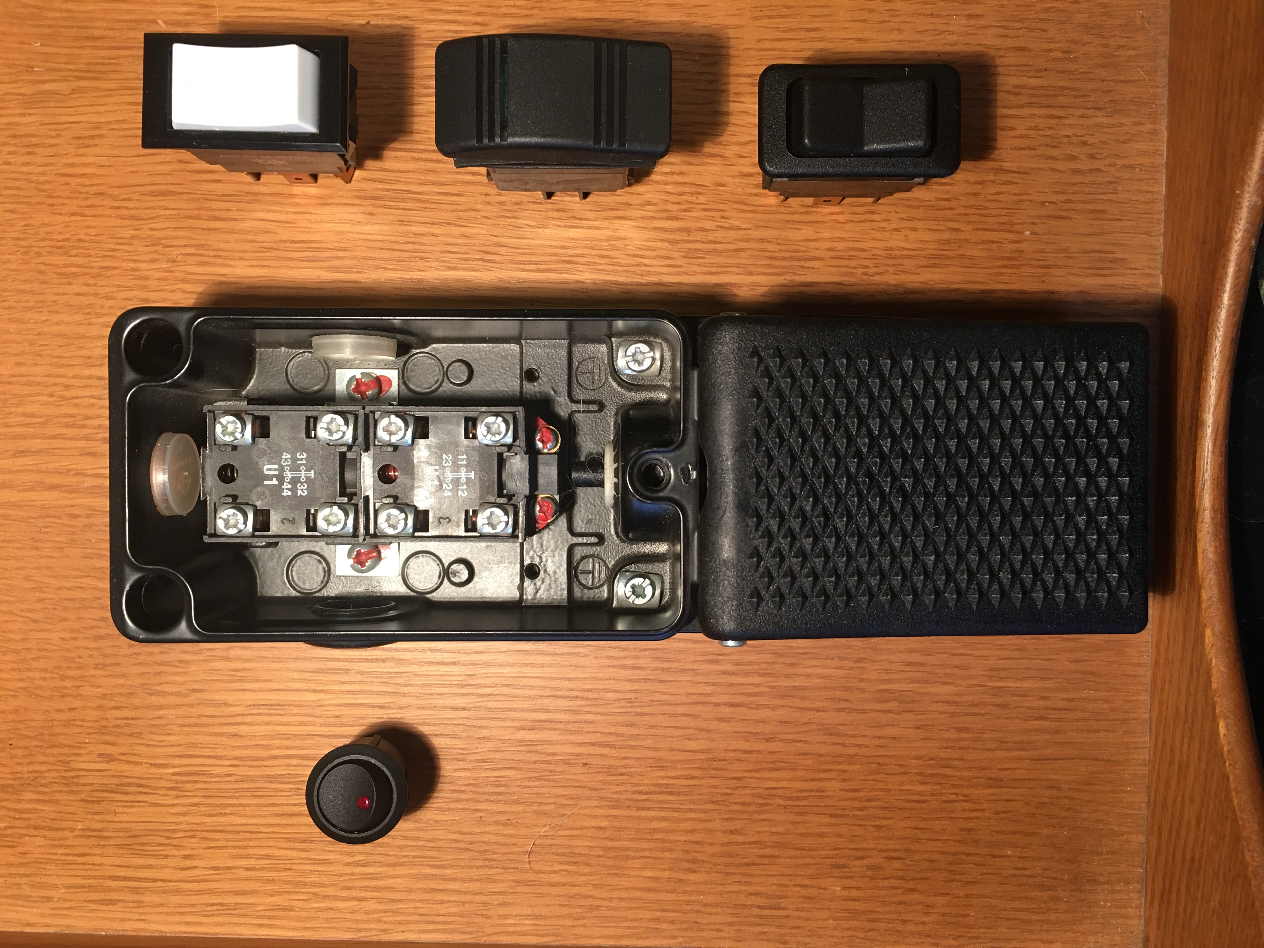 Pedal parts Parts to build a midi pedal controller